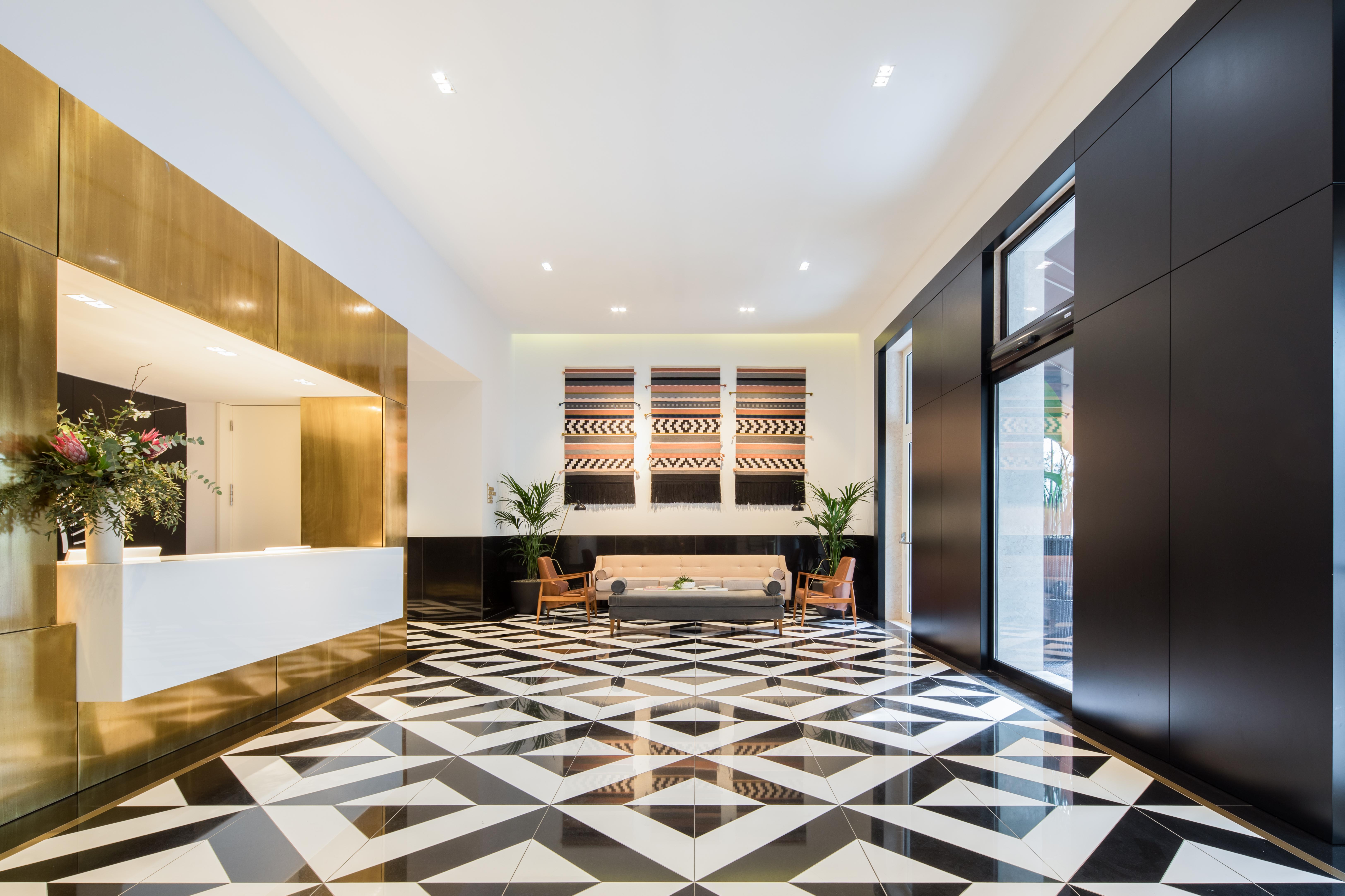 路米亚罗斯水疗酒店 Lisboa 外观 照片 The lobby of the hotel